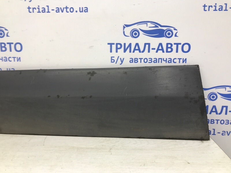 Накладка двери передняя левая Mitsubishi Pajero Wagon 3 3.2 Дизель 4M41