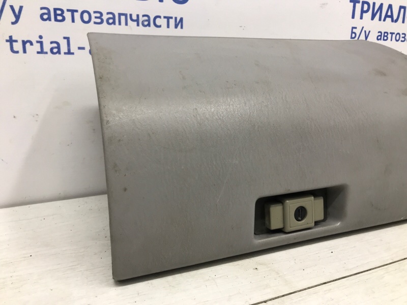Бардачок Mitsubishi Pajero Sport K9 2.5 Diesel 4D56