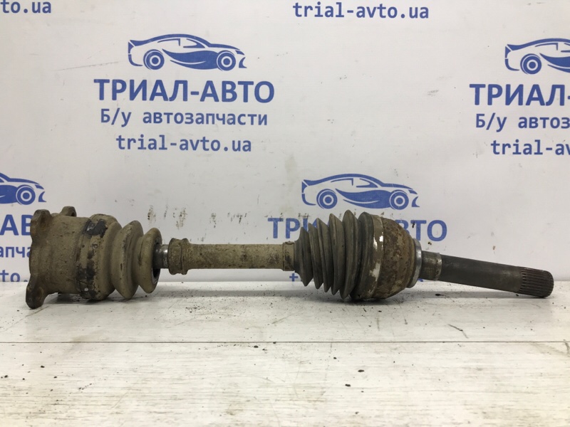 Привод передний правый МКПП Mitsubishi Pajero Sport 1996-2008 K9 2.5 Diesel 4D56 MR276870 Б/У