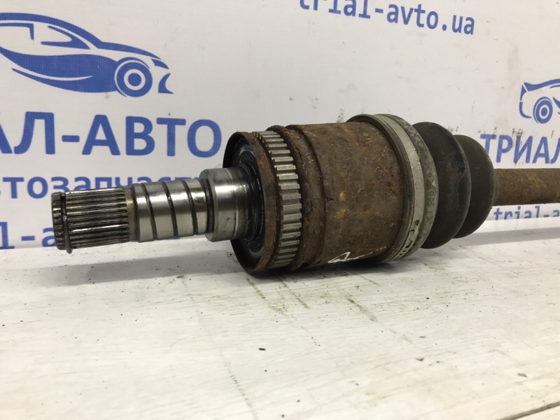 Привод задний правый Q50 2013- V37 2.2 diesel OM651