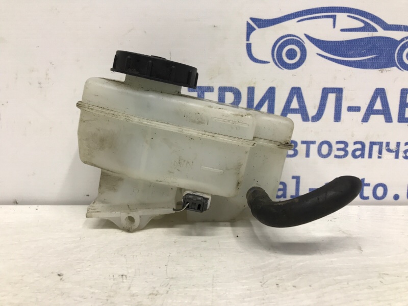 Бачок главного тормозного цилиндра Infiniti Q50 2013- V37 2.2 diesel OM651 460914GC0B Б/У