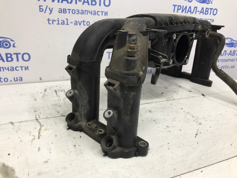 Коллектор впускной пластик Outback 2009-2014 BR 2.5 бензин Ej253