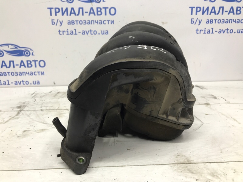 Коллектор впускной пластик Avensis 2003-2009 T25 1.8 бензин 1ZZFE