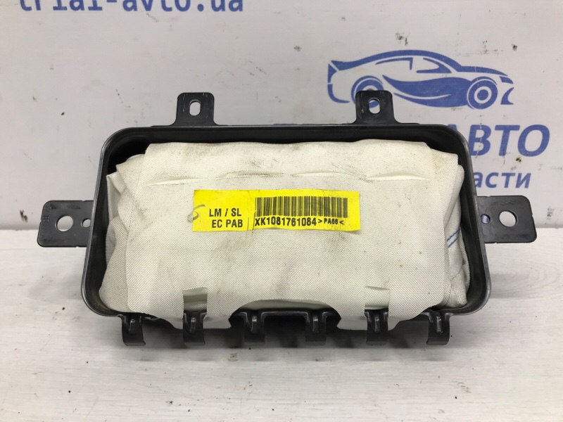 Подушка безопасности в торпеду Kia Sportage 2010-2016 SL 1.7 diesel D4FD 84530-3U000 Б/У