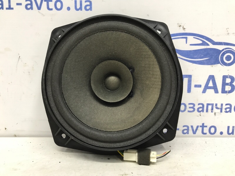 Динамик двери SsangYong Rexton 2006-2012 Y250 2.7 D27DT 8930009003 Б/У