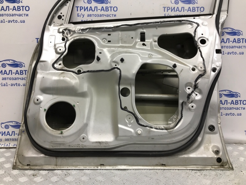 Дверь передняя правая Grand Vitara 2005-2016 JT 2.4 бензин J24B
