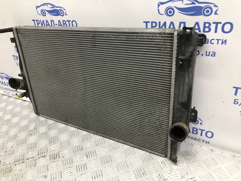 Радиатор основной Toyota RAV 4 A40 2.2 diesel 2ADFTV