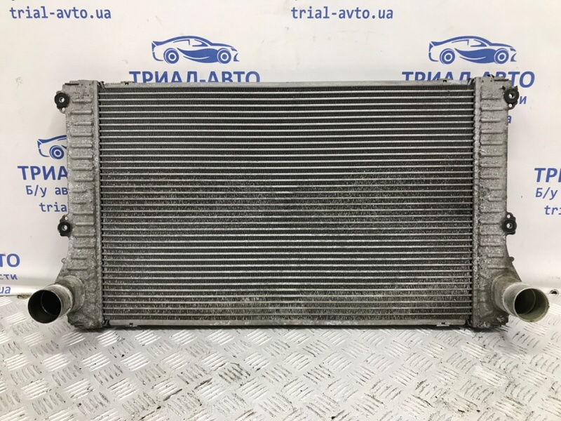 Радиатор интеркуллера Toyota RAV 4 2012-2018 A40 2.2 diesel 2ADFTV 1794026022 Б/У