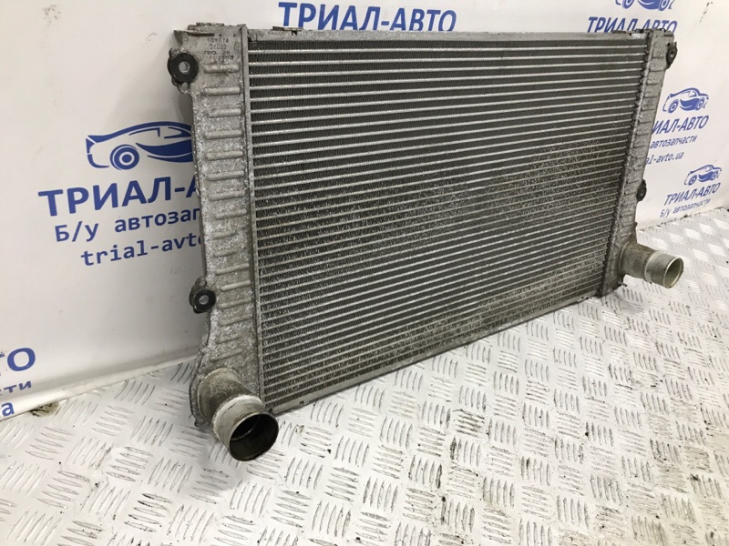 Радиатор интеркуллера RAV 4 2012-2018 A40 2.2 diesel 2ADFTV