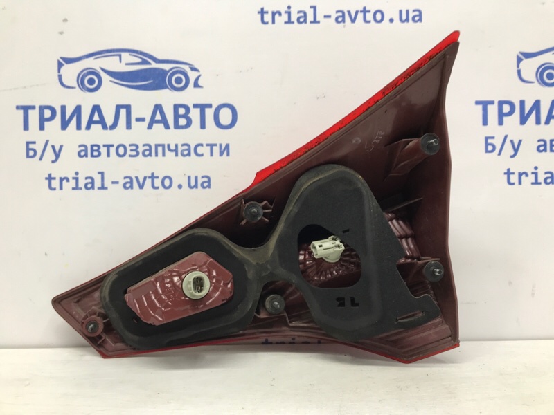 Фонарь задний внутренний левый RAV 4 2012-2018 A40 2.2 diesel 2ADFTV