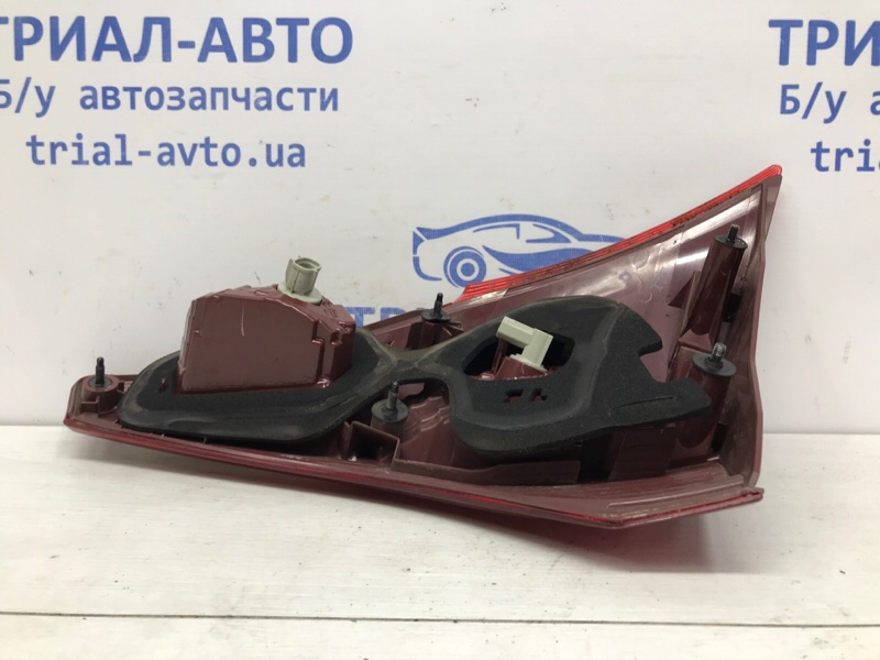 Фонарь задний внутренний левый RAV 4 2012-2018 A40 2.2 diesel 2ADFTV