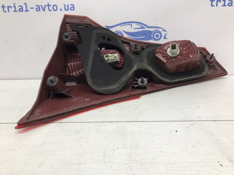 Фонарь задний внутренний левый RAV 4 2012-2018 A40 2.2 diesel 2ADFTV