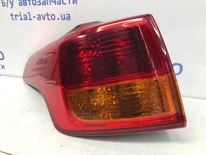 Фонарь задний внешний левый RAV 4 2012-2018 A40 2.2 diesel 2ADFTV