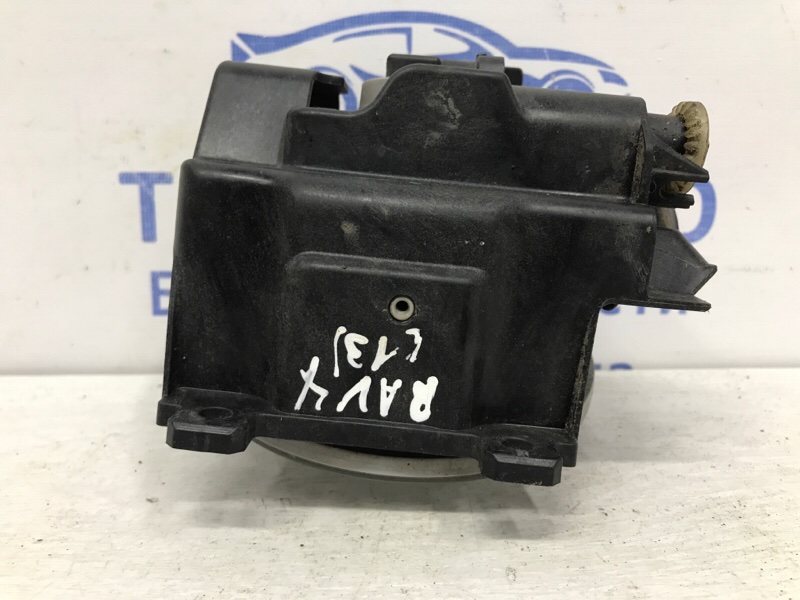 Фара противотуманная правая RAV 4 2012-2018 A40 2.2 diesel 2ADFTV