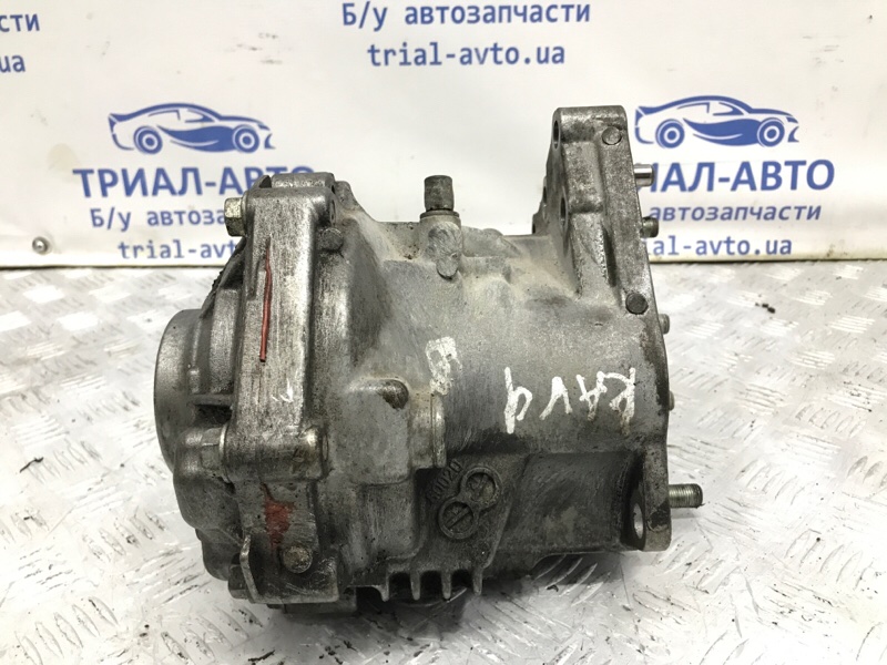 Раздаточная коробка RAV 4 2012-2018 A40 2.2 diesel 2ADFTV
