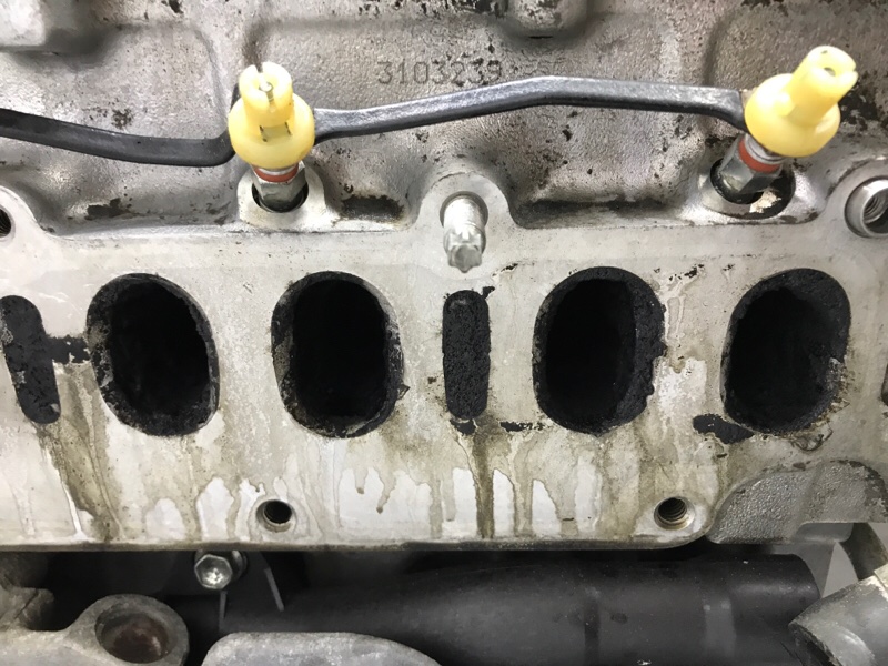 Двигатель RAV 4 2012-2018 A40 2.2 diesel 2ADFTV