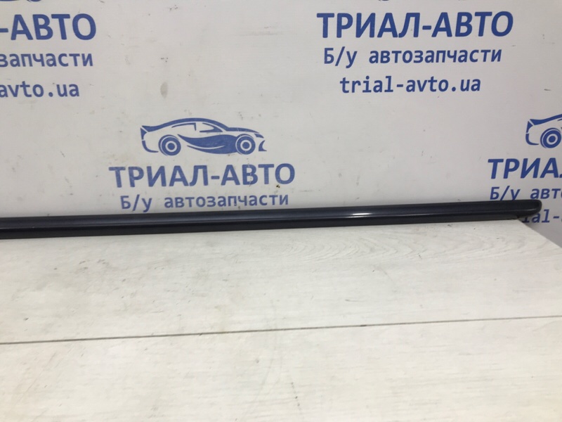 Накладка двери передняя правая SsangYong Kyron DJ 2.7 D27DT