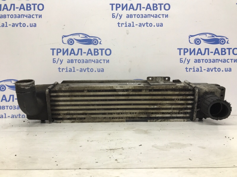 Радиатор интеркуллера Kia Sorento 2002-2011 BL 2.5 diesel D4CB 281904A101 Б/У