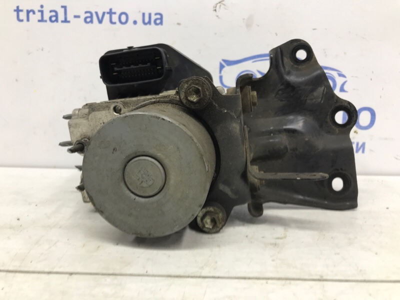 Блок abs RAV 4 2012-2018 A40 2.2 diesel 2ADFTV