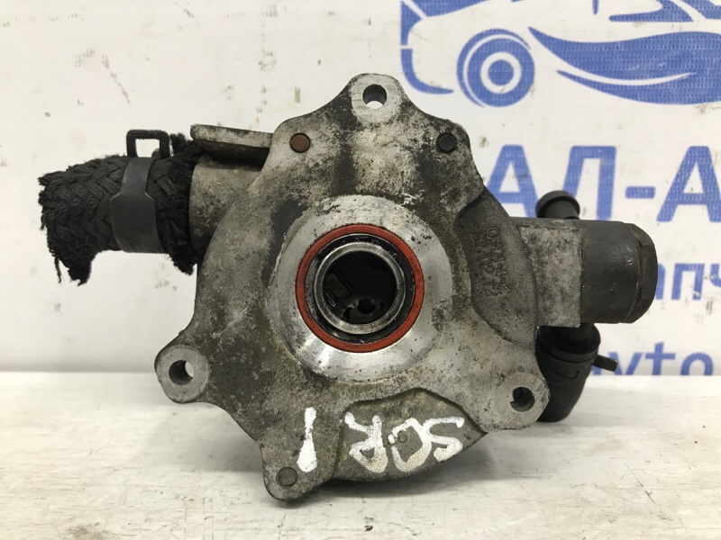 Насос вакуумный Kia Sorento 2002-2011 BL 2.5 diesel D4CB 373904A000 Б/У