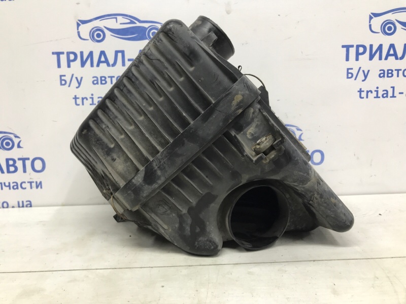 Корпус воздушного фильтра Suzuki Grand Vitara 2005-2016 JT 2.4 бензин J24B 13700-78K00 Б/У