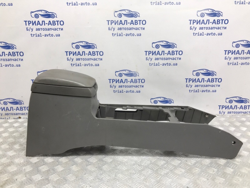 Подлокотник Sorento 2002-2011 BL 2.5 diesel D4CB