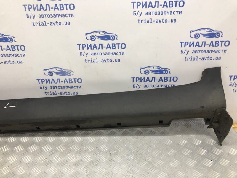Накладка порога внешняя левая Kia Sportage SL 1.7 diesel D4FD
