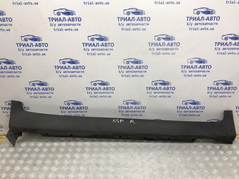 Накладка порога внешняя правая Kia Sportage 2010-2016 SL 1.7 diesel D4FD 877523u000 Б/У