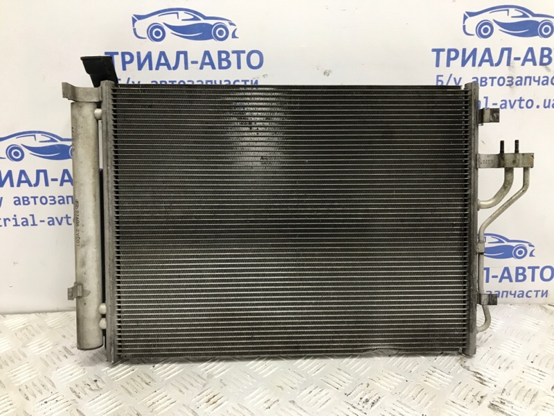 Радиатор кондиционера Kia Sportage 2010-2016 SL 1.7 diesel D4FD 976062Y000 Б/У