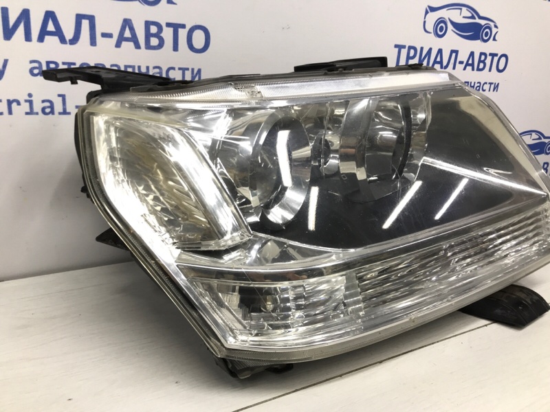 Фара правая Ксенон Suzuki Grand Vitara JT 2.4 бензин J24B