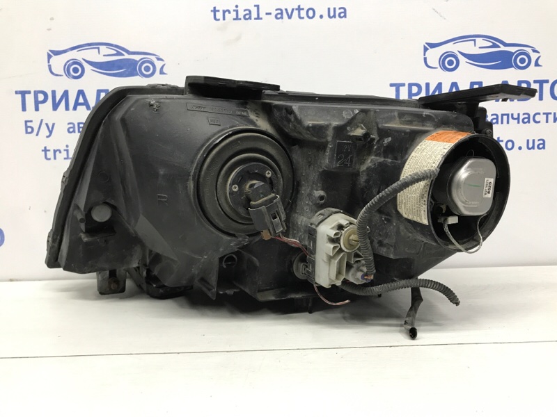 Фара правая Ксенон Grand Vitara 2005-2016 JT 2.4 бензин J24B