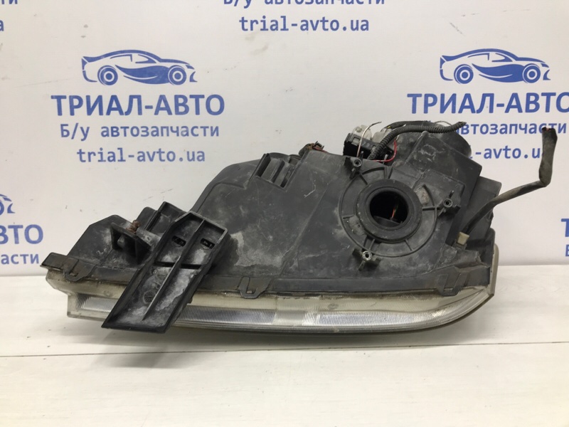 Фара правая Ксенон Grand Vitara 2005-2016 JT 2.4 бензин J24B