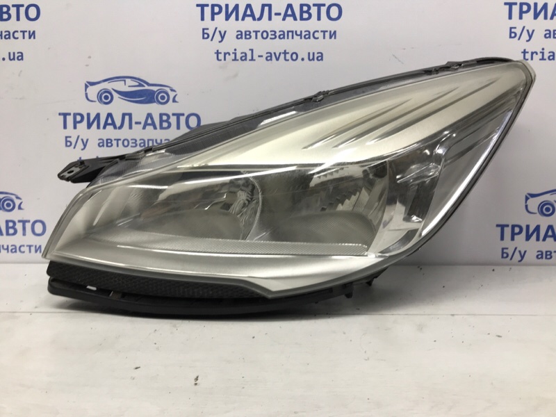 Фара левая галоген Ford Kuga 2013-2019 CBS 2.0 diesel 1808351 Б/У