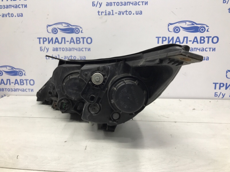 Фара правая галоген Sportage 2010-2016 SL 1.7 diesel D4FD