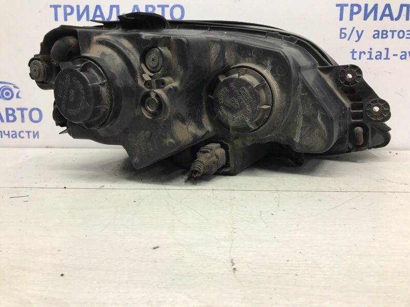 Фара левая галоген Sorento 2002-2011 BL 2.5 diesel D4CB