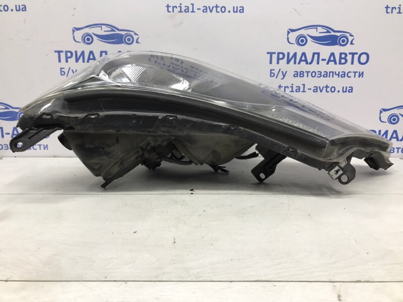 Фара левая галоген RAV 4 2012-2018 A40 2.2 diesel 2ADFTV