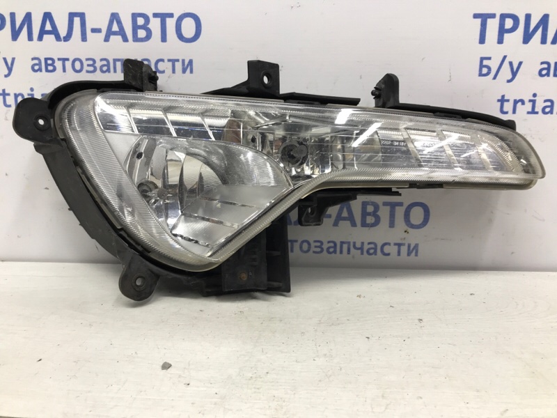 Фара противотуманная правая Kia Sportage 2010-2016 SL 1.7 diesel D4FD 922023W200 Б/У