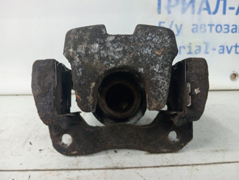 Суппорт задний правый RAV 4 2012-2018 A40 2.2 diesel 2ADFTV