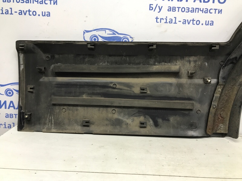 Накладка двери задняя правая Sorento 2002-2011 BL 2.5 diesel D4CB