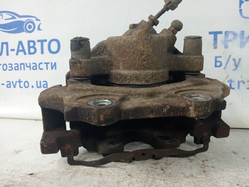Суппорт передний правый Ford Kuga CBS 2.0 diesel