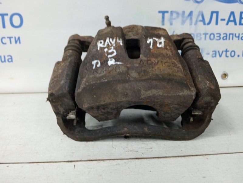Суппорт передний правый RAV 4 2012-2018 A40 2.2 diesel 2ADFTV