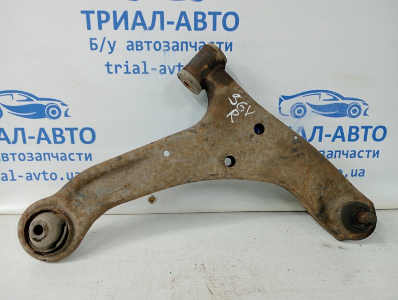 Рычаг правый передний Suzuki Grand Vitara 2005-2016 JT 2.4 бензин J24B 4520178K00 Б/У