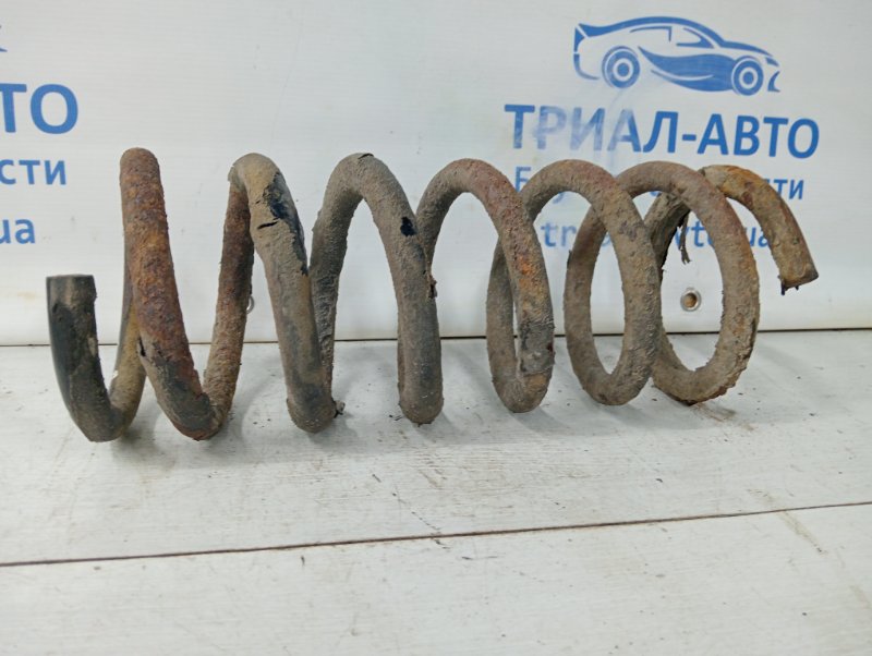 Пружина задняя Chevrolet Captiva 2006-2011 C100 2.4 бензин Z24SED 96626458 Б/У