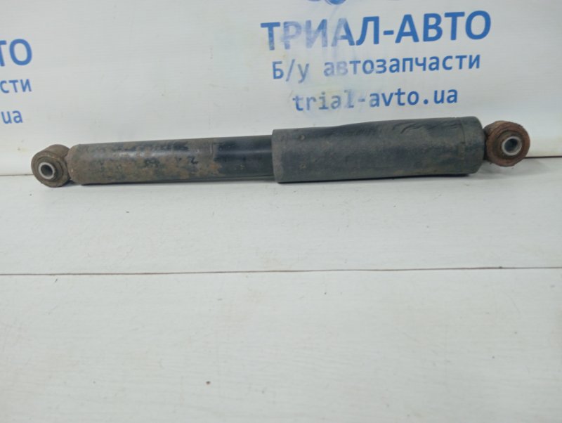 Амортизатор задний Kia Sorento 2002-2011 BL 2.5 diesel D4CB 553003E022 Б/У