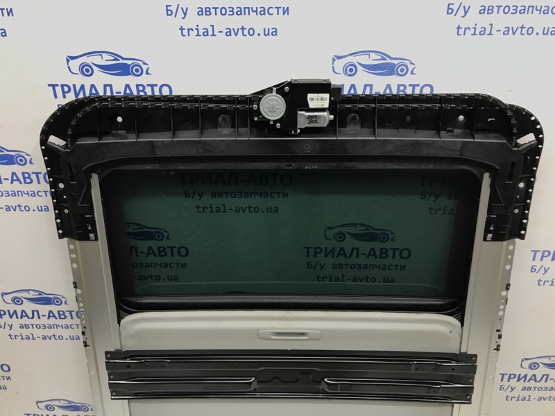 Люк в сборе CX 7 2007-2012 ER 2.3 бензин 	L3VDT