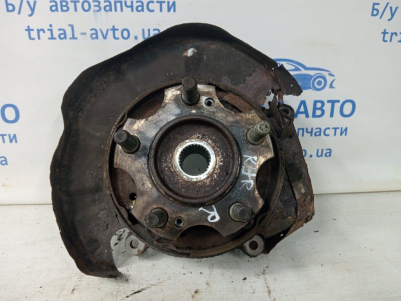 Цапфа задняя правая со ступицей SsangYong Kyron 2005-2016 DJ 2.7 D27DT 4142321300 Б/У
