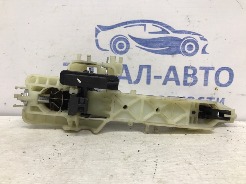 Ручка двери внешняя задняя правая Kia Sportage SL 1.7 diesel D4FD