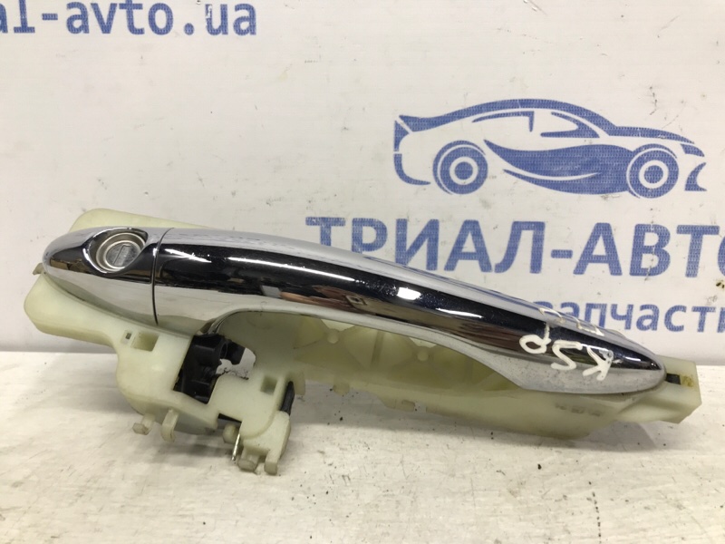 Ручка двери внешняя передняя правая Kia Sportage 2010-2016 SL 1.7 diesel D4FD 826613W010 Б/У