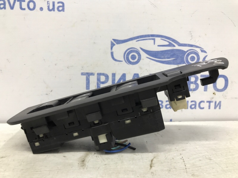 Блок управления стеклоподъемниками Captiva 2006-2011 C100 2.4 бензин Z24SED