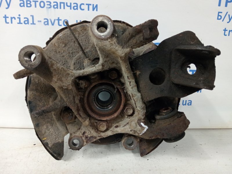 Цапфа задняя левая со ступицей RAV 4 2012-2018 A40 2.2 diesel 2ADFTV